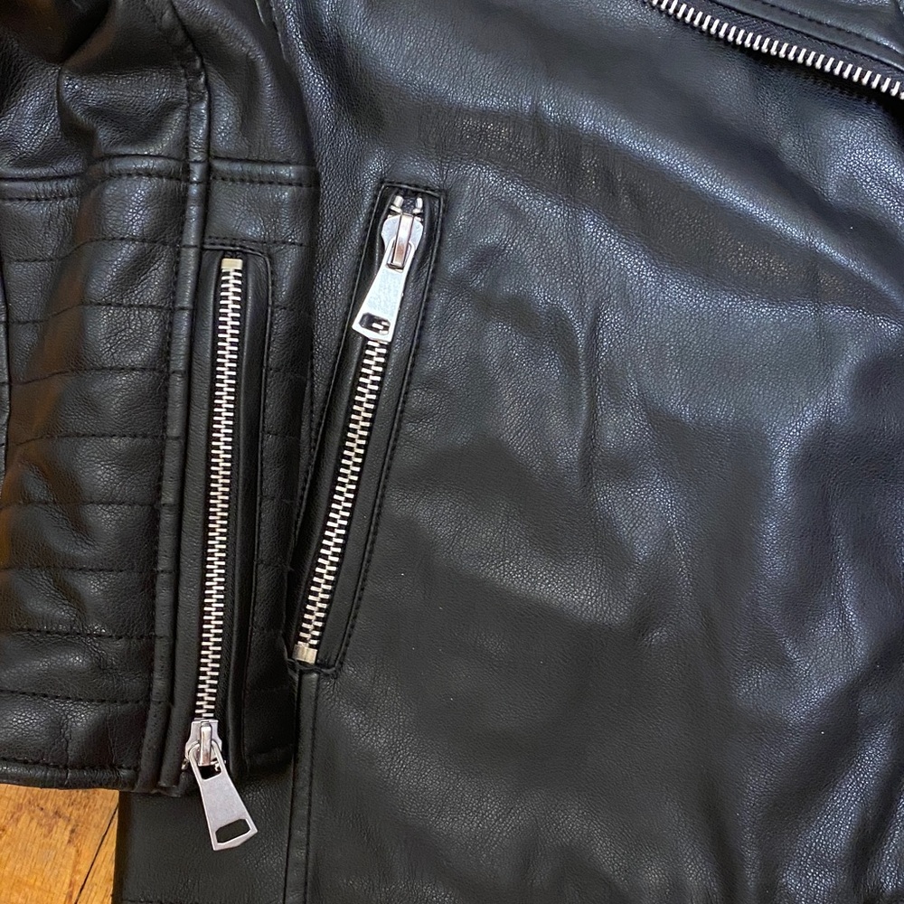 7 For All Mankind Quilted Black Faux Leather Jacket - Picture 4 of 11